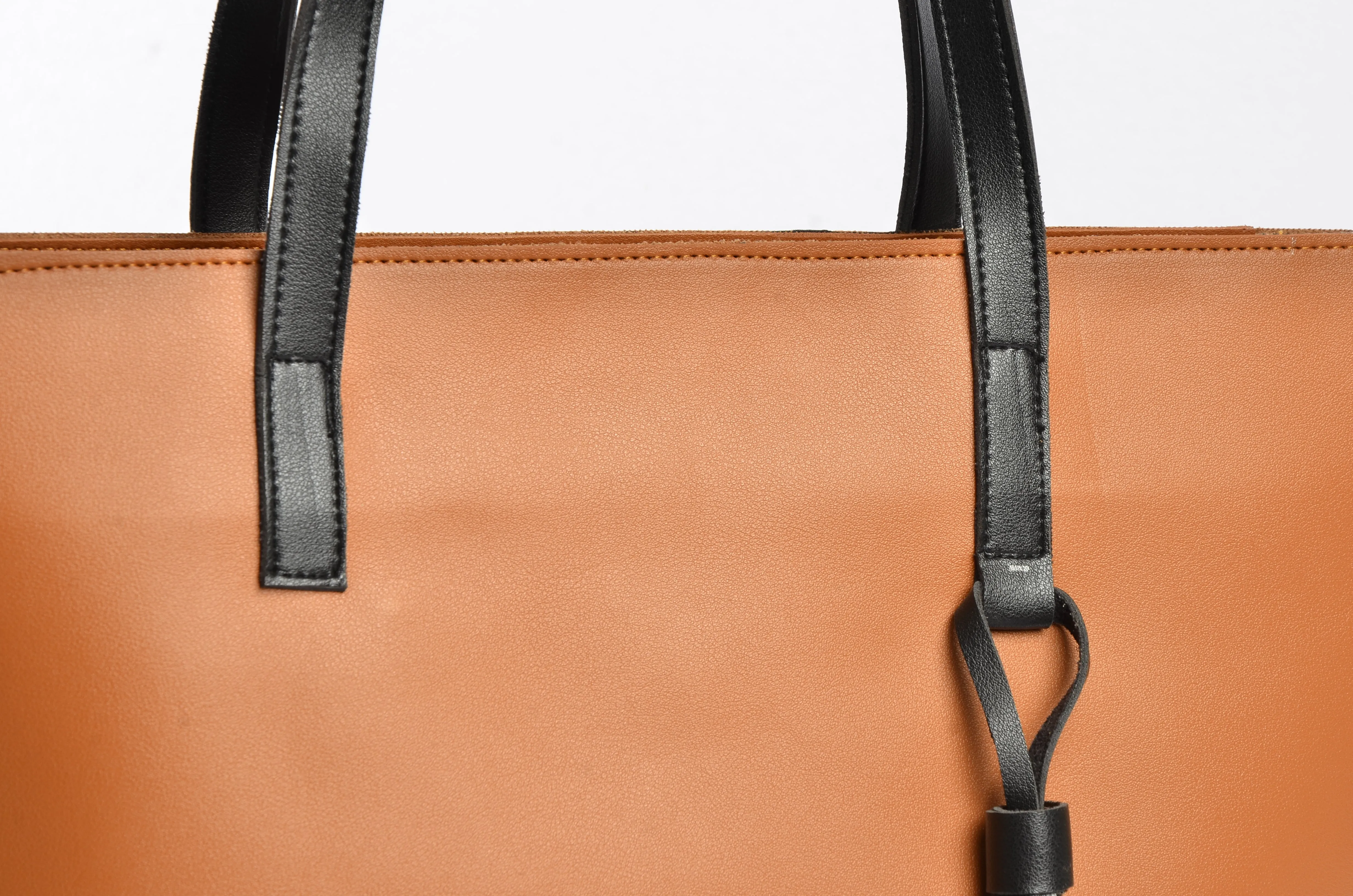 Tote Bag with Tassel